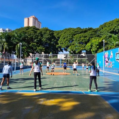 Nova Acrópole e treino de vôlei unem esporte e filosofia em Guarulhos