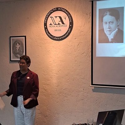 Palestra destaca a sabedoria e o legado de Helena Petrovna Blavatsky na Tijuca